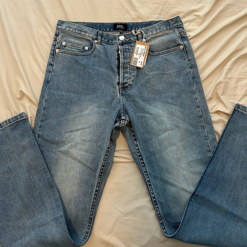 A.P.C. Jeans Standard Size 32 Men’s New With Tags Never Worn